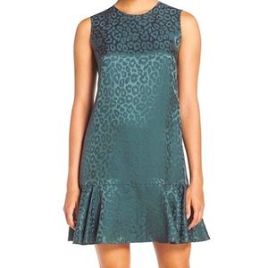BCBG Emerald Green Silk Blend Leopard Damask Sleeveless Drop Waist Shift Dress
